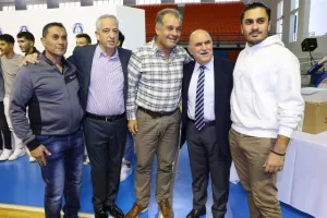 (ΦΩΤΟΣ) Επίδοση επιταγών Σχεδιασμού Προοπτικής ΚΟΑ από Λετυμπιώτη και Μιχαηλίδη