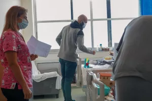 Όμορφη κίνηση από τον Απόλλωνα με δώρα και ευχές