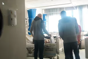 Όμορφη κίνηση από τον Απόλλωνα με δώρα και ευχές