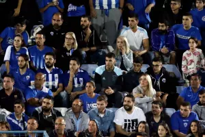 Ανορθωσιάτες για Δασάκι/ 2100 και... συνεχίζεται!