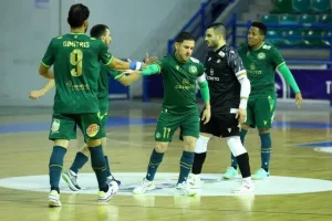 Ομόνοια-Αραράτ: Εύκολη νίκη και στο -1 από την κορυφή