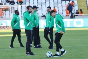 ΑΠΟΕΛ-Ομόνοια: Γαλαζοκίτρινη κυριαρχία με τριάρα και... κορυφή! (Φώτος)