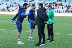 ΑΠΟΕΛ-Ομόνοια: Γαλαζοκίτρινη κυριαρχία με τριάρα και... κορυφή! (Φώτος)