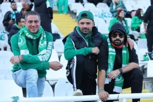ΑΠΟΕΛ-Ομόνοια: Γαλαζοκίτρινη κυριαρχία με τριάρα και... κορυφή! (Φώτος)