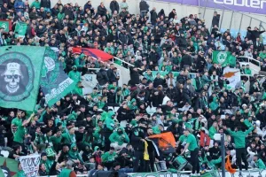 ΑΠΟΕΛ-Ομόνοια: Γαλαζοκίτρινη κυριαρχία με τριάρα και... κορυφή! (Φώτος)