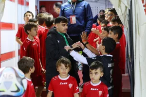 Νέα Σαλαμίνα-Ομόνοια: 3η σερί… και είπε “ευχαριστώ” στα δώρα (Φώτος)