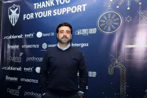ΑΝΟ/ Χριστουγεννιάτικο (οικογενειακό) πάρτι! (Φώτος)