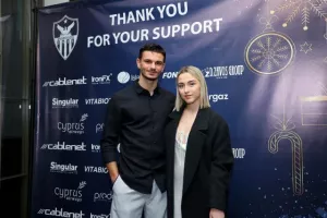 ΑΝΟ/ Χριστουγεννιάτικο (οικογενειακό) πάρτι! (Φώτος)