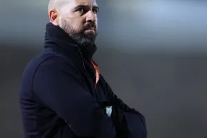 Καρμιώτισσα-Απόλλων: "Xιτσκοκικό" φινάλε με 7 γκολ και ΔΙΠΛΟ στο 90+6!