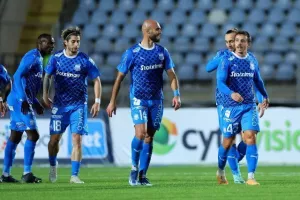 Καρμιώτισσα-Απόλλων: "Xιτσκοκικό" φινάλε με 7 γκολ και ΔΙΠΛΟ στο 90+6!