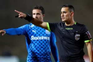 Καρμιώτισσα-Απόλλων: "Xιτσκοκικό" φινάλε με 7 γκολ και ΔΙΠΛΟ στο 90+6!