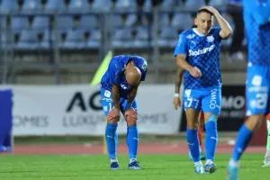 Καρμιώτισσα-Απόλλων: "Xιτσκοκικό" φινάλε με 7 γκολ και ΔΙΠΛΟ στο 90+6!
