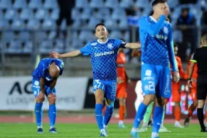 Καρμιώτισσα-Απόλλων: "Xιτσκοκικό" φινάλε με 7 γκολ και ΔΙΠΛΟ στο 90+6!