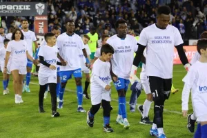Ανόρθωση-ΑΕΚ: "Χ"άλασε νωρίς, κρίθηκε... στις αποβολές