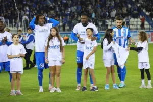 Ανόρθωση-ΑΕΚ: "Χ"άλασε νωρίς, κρίθηκε... στις αποβολές