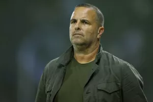 Ανόρθωση-ΑΕΚ: "Χ"άλασε νωρίς, κρίθηκε... στις αποβολές