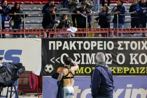 (Βαλμπουενά) Στο πέταλο, για καλό... σκοπό