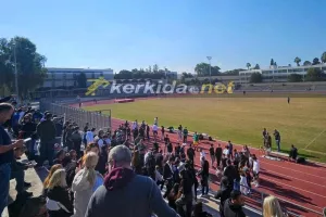ΑΠΟΕΛ - ΑΕΚ Κ17: Ένταση, αποβολές, εκκένωση γηπέδου και... κιτρινοπράσινο διπλό
