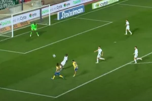 (ΒΙΝΤΕΟ) Με γκολάρα Γαβριήλ, 2-0 το ΑΠΟΕΛ!