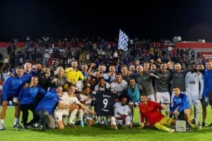 Σκηνικό... για Νταβό