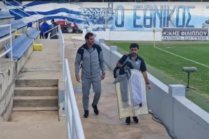 (ΦΩΤΟΣ Kerkida) Η άφιξη της Ανόρθωσης