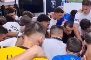 Throwback/Πάφος
