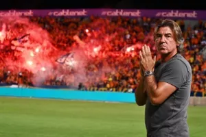ΣΑ ΠΙΝΤΟ/"Αν κάποιος θέλει να με κρίνει, τουλάχιστον ας έχει πετύχει κάτι καλύτερο από εμένα"