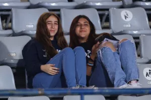 Ο κόσμος στο "Στέλιος Κυριακίδης" (Φώτος)