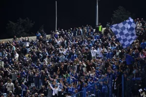 Πάφος-ΑΠΟΕΛ: Πάει στο "αιώνιο" με φόρα από τη… χρυσή κεφαλιά του Τσεμπάκ