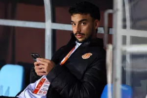 Καρμιώτισσα-Απόλλων: "Xιτσκοκικό" φινάλε με 7 γκολ και ΔΙΠΛΟ στο 90+6!