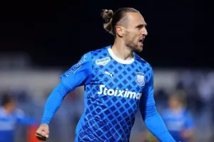 Καρμιώτισσα-Απόλλων: "Xιτσκοκικό" φινάλε με 7 γκολ και ΔΙΠΛΟ στο 90+6!