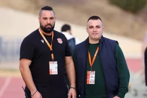 Καρμιώτισσα-ΑΕΖ: Το... μοίρασαν δύο Κύπριοι (Φώτος)
