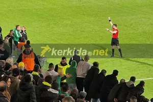 Σπιλέφσκι/Δέχθηκε κίτρινη, χειροκρότησε ειρωνικά και αποβλήθηκε 