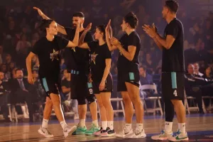 Ο ΠτΔ έκανε το τζάμπολ στο 11ο ΟΠΑΠ All Star Game (ΦΩΤΟΣ)