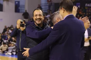 Ο ΠτΔ έκανε το τζάμπολ στο 11ο ΟΠΑΠ All Star Game (ΦΩΤΟΣ)