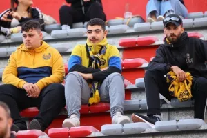 Οι ΑΕΛίστες στο "Αμμόχωστος" (Φώτος)