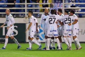 Εθνικός-Απόλλων: ΕΣΩΣΕ... τον βαθμό στον 90' η ομάδα της Λεμεσού (Φώτος)