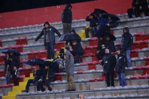 Οθέλλος-Εθνικός: Το γύρισαν οι Αθηαινίτες, αντιστάθηκε με 10 όμως δεν άντεξε!