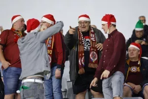 (Φωτορεπορτάζ) Ο κόσμος στο Άρης - Σπάρτα Πράγας