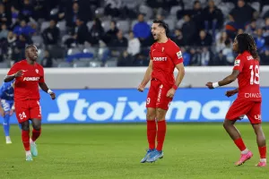 Απόλλων-Νέα Σαλαμίνα: Ερυθρόλευκο... μάγκικο διπλό - Γαλάζια απογοήτευση (Φώτος)