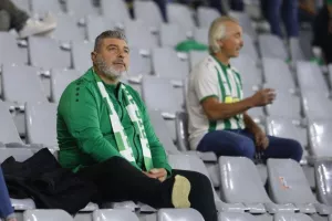 Ο κόσμος στο ΑΕΛ-Άρης (Φώτος)