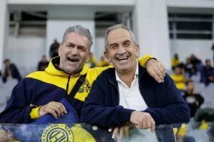 Ο κόσμος στο ΑΕΛ-Άρης (Φώτος)
