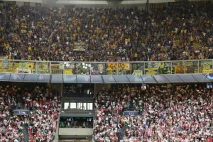 "Ευπρόσδεκτοι οι οπαδοί της ΑΕΚ στο Άμστερνταμ, παρά τα κλειστά γήπεδα στην Ελλάδα"