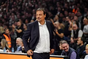 Αταμάν: «Παίζουμε με την καλύτερη ομάδα της Ευρωλίγκας»