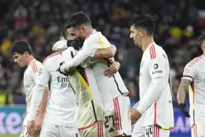 Η Μπενφίκα έκλεψε το Europa League απ' την Ζάλτσμπουργκ, η Ρεάλ Σοσιεδάδ την πρωτιά