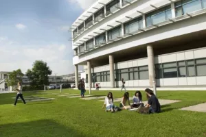 Μουσκάλλης/Όταν κτίζεις ένα σχολείο κλείνεις μια φυλακή