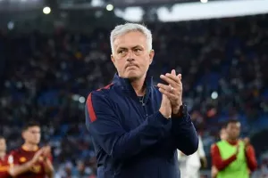 Μουρίνιο: "Ακόμα δεν έχω συζητήσει για το μέλλον μου στη Ρόμα"