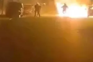 "Οι χούλιγκαν έριξαν περισσότερες από 10 ναυτικές φωτοβολίδες"