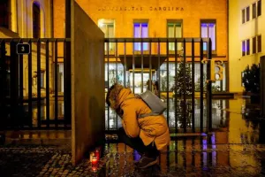 Πράγα: Ημέρα πένθους μετά τους 14 νεκρούς - Ο δράστης φέρεται να εμπνεύστηκε από τρομοκρατική επίθεση