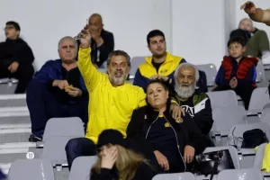Ο κόσμος στο ΑΕΛ-Άρης (Φώτος)